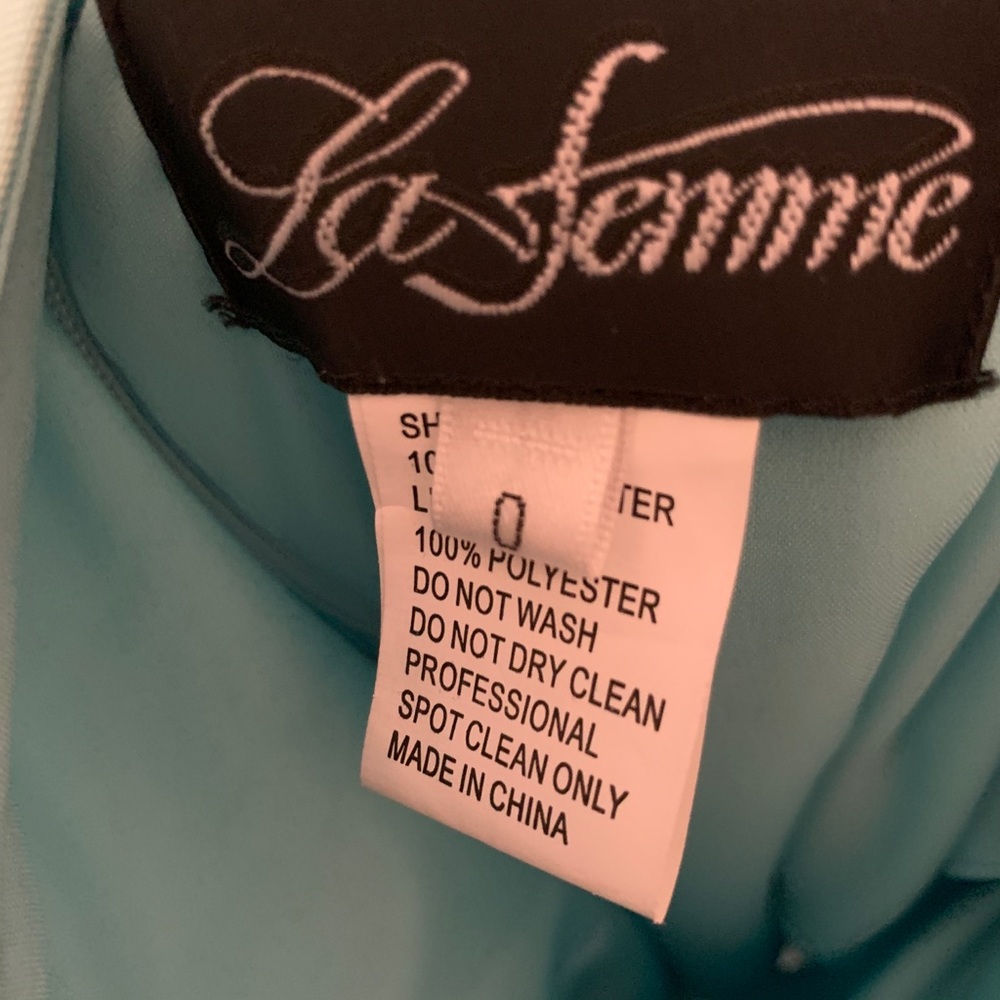 2pc. La Femme White and Aqua party formal dress - Picture 5 of 5